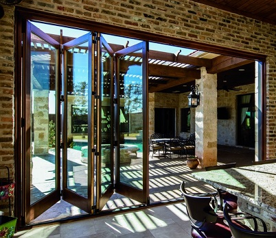 Pella Reserve Traditional Bifold Door