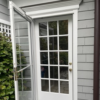 Elegant Entry