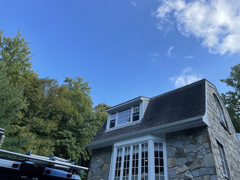 Window replacement on the roof 