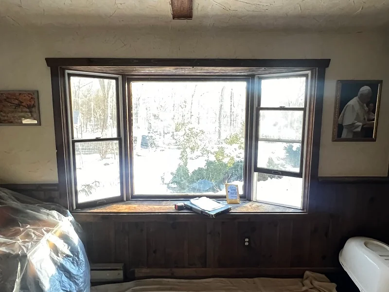 Bay window double hung windows leak cold air