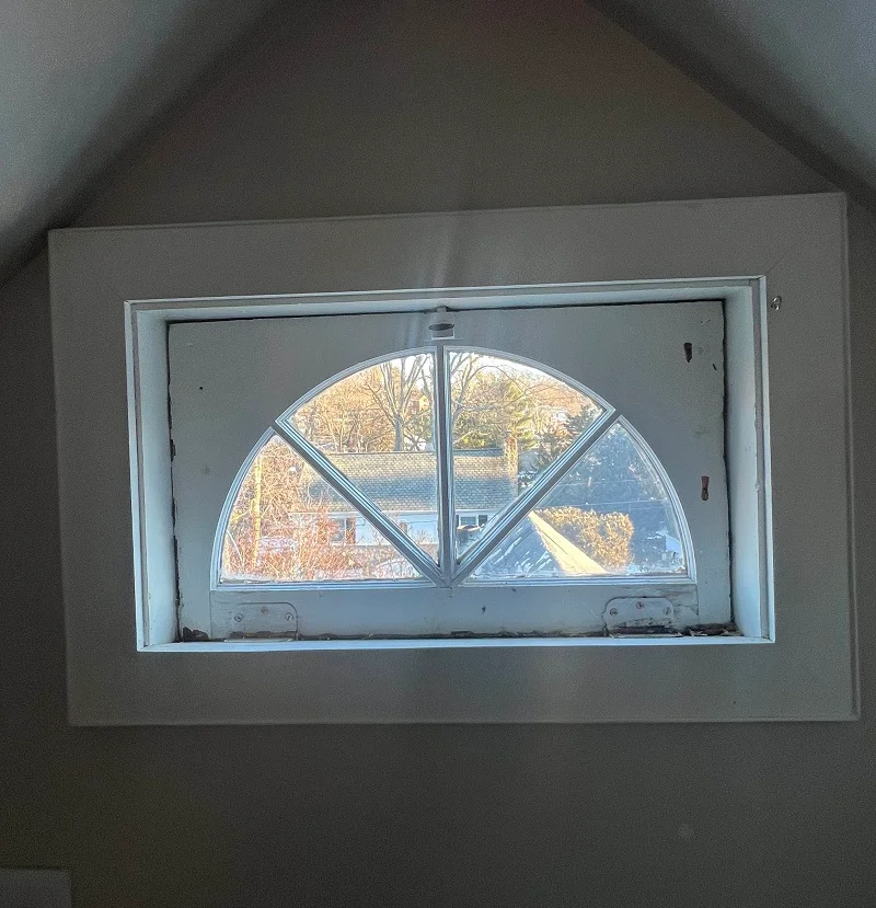 Custom arched glass to be replaced