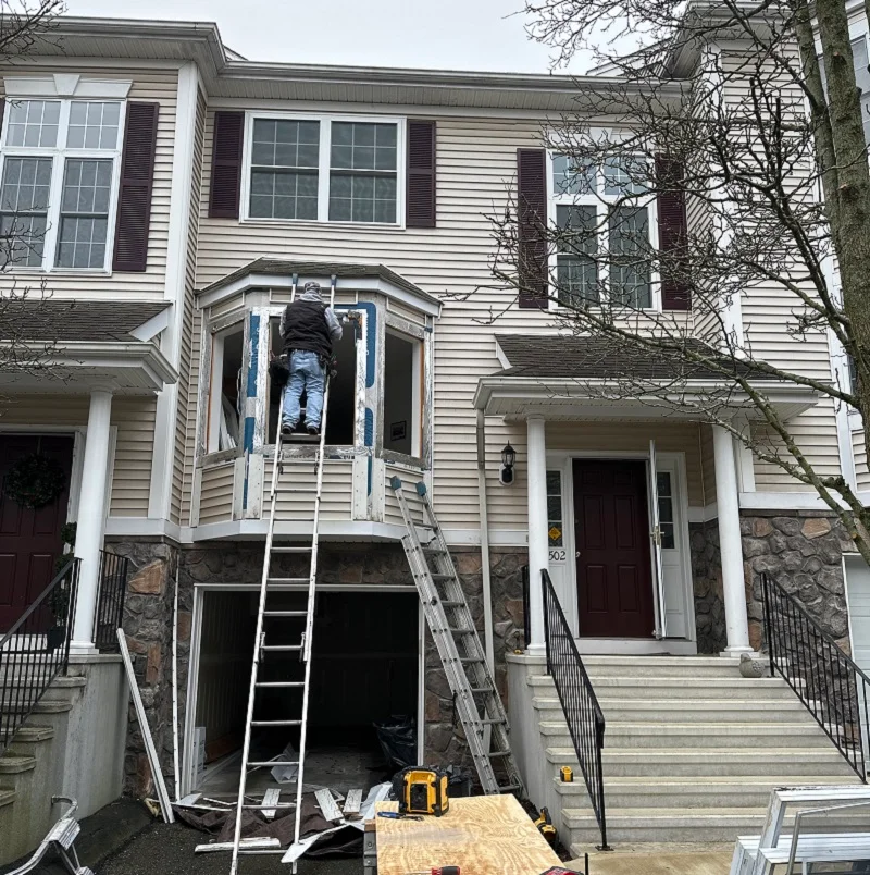 Removing windows inside a bay window