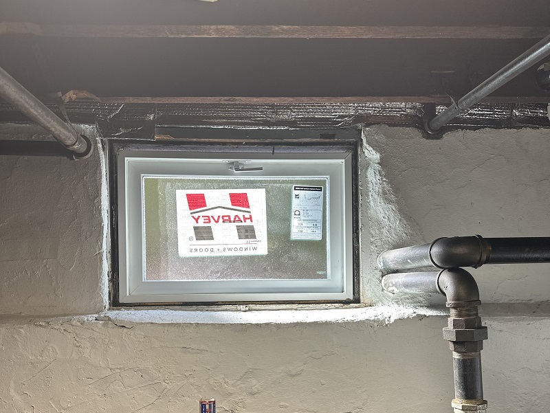 Harvey hopper window
